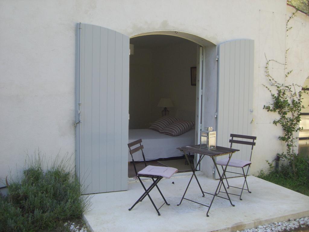 Bed and Breakfast Le Mas De Notre-Dame à La Londe-les-Maures Chambre photo
